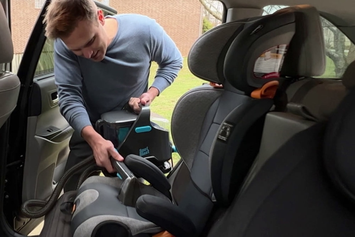 Reiniging van autostoelen met waszuiger